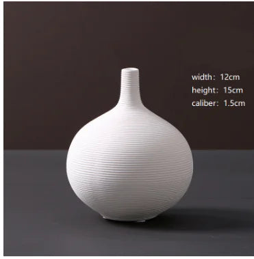 White textured vase on a dark background with measurements displayed.